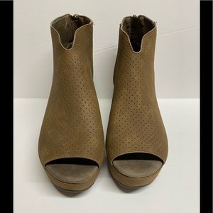 Cute Pierre Dumas Suede Peep Toe Booties